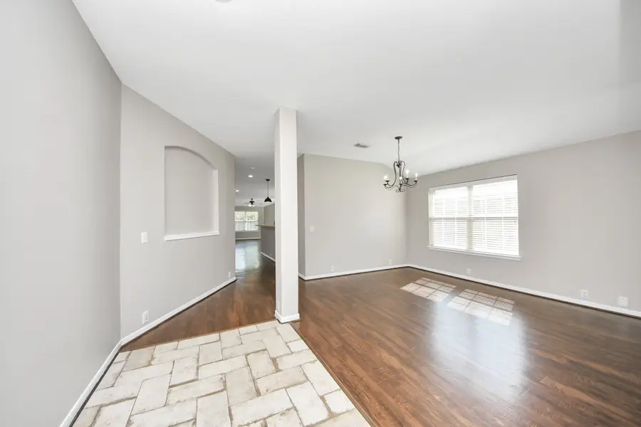 2822 Sandberry Drive, Kingwood, TX 77345 - Image #2