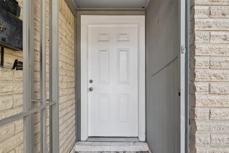 9002 Bunny Run Drive, Houston, TX 77088 - Image #3