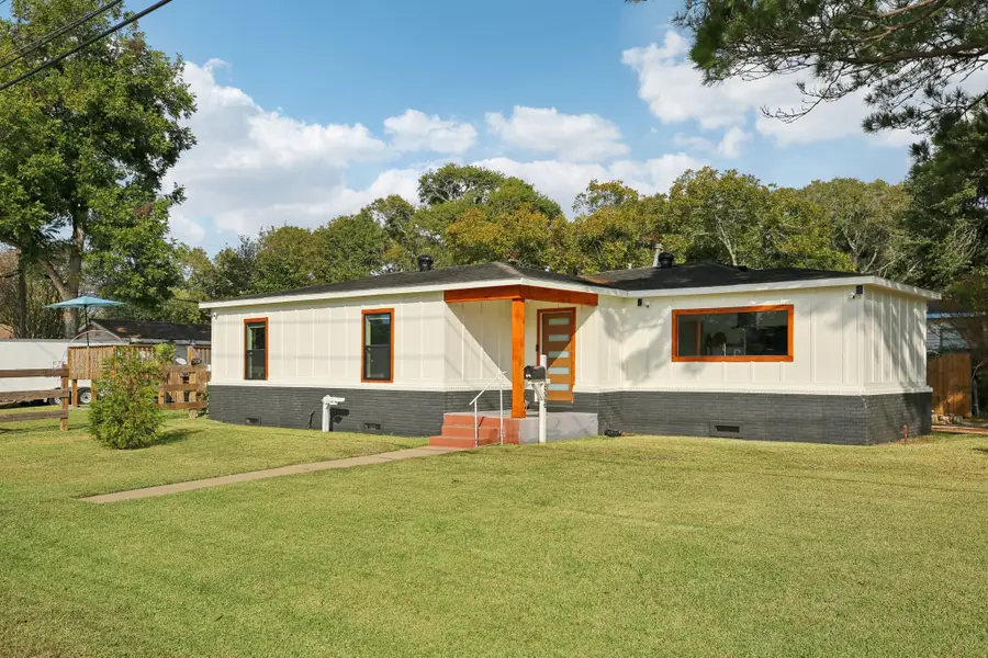 1506 Colorado Avenue, La Marque, TX 77568 - Image #3