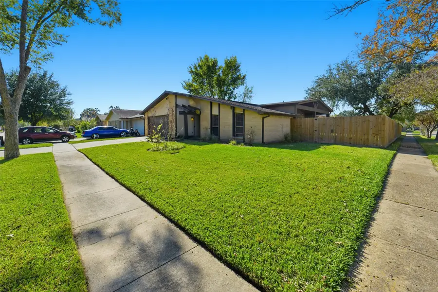 5323 Girnigoe Drive, Houston, TX 77084 - Image #3
