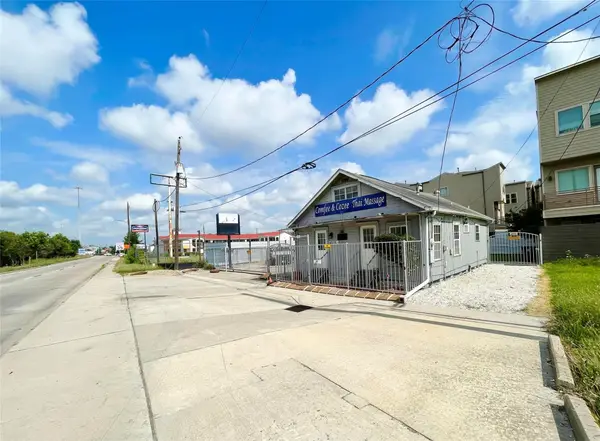 4516 Katy Freeway, Houston, TX 77007