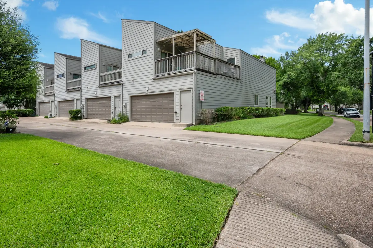 11709 Lakeside Place Drive #232, Houston, TX 77077 - #1