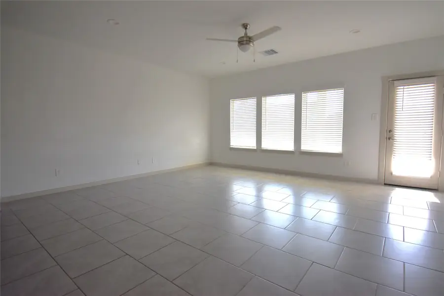 29407 Pikes Peak Drive, Katy, TX 77494 - Image #3