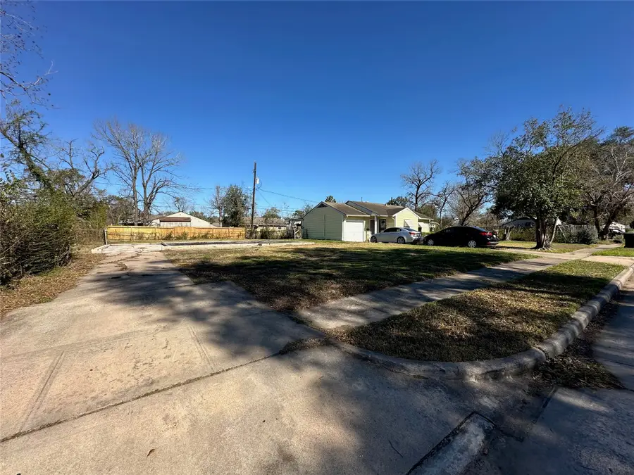 3919 Zephyr Street, Houston, TX 77021 - Image #2