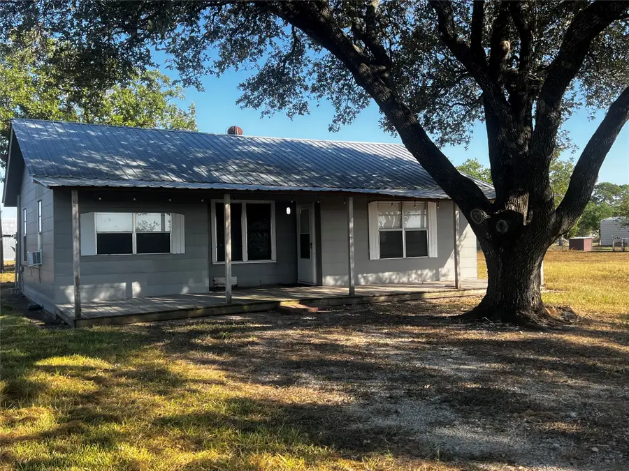 3527 S State Highway 71, El Campo, TX 77437 - #2