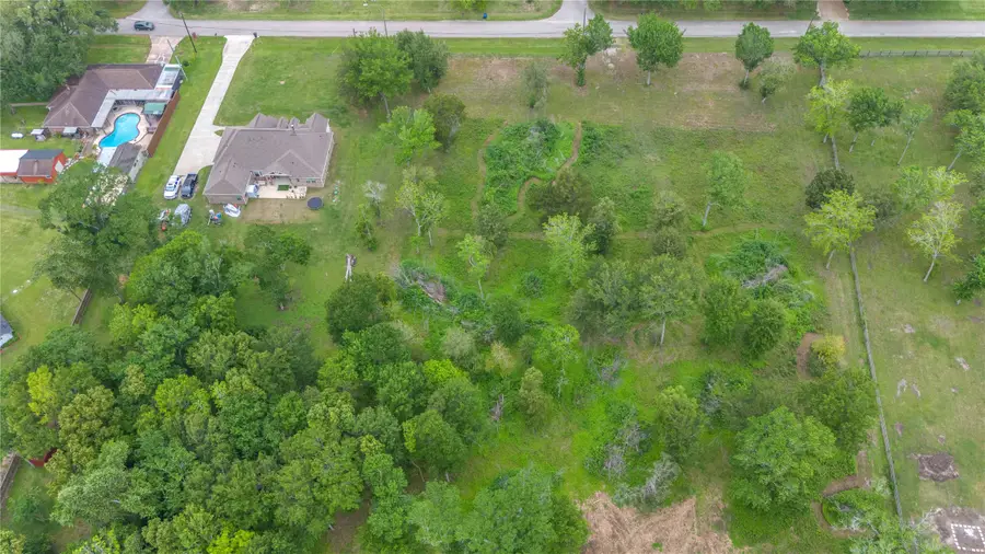 49 Lakeview Drive, Alvin, TX 77511 - #3
