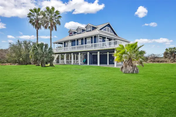 13611 Stewart Road, Galveston, TX 77554