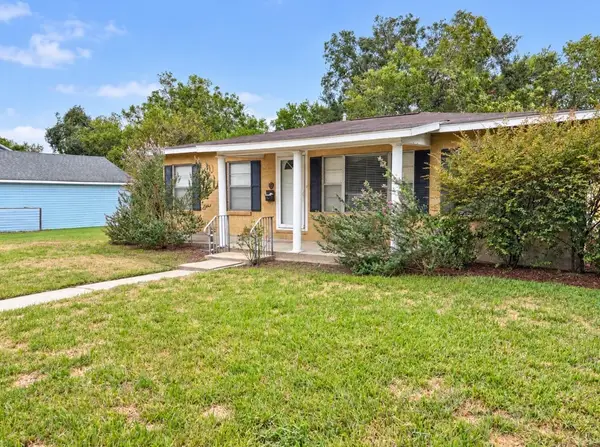 201 Laurel Avenue, Victoria, TX 77901