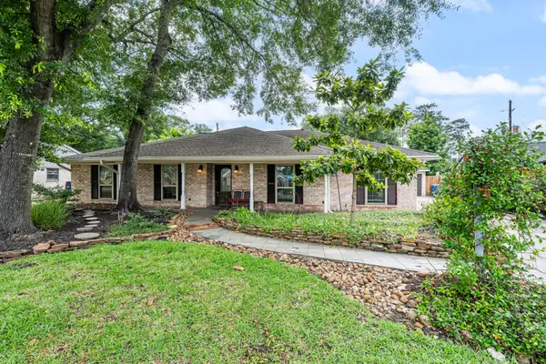 28923 Pine Hill Drive, Shenandoah, TX 77381
