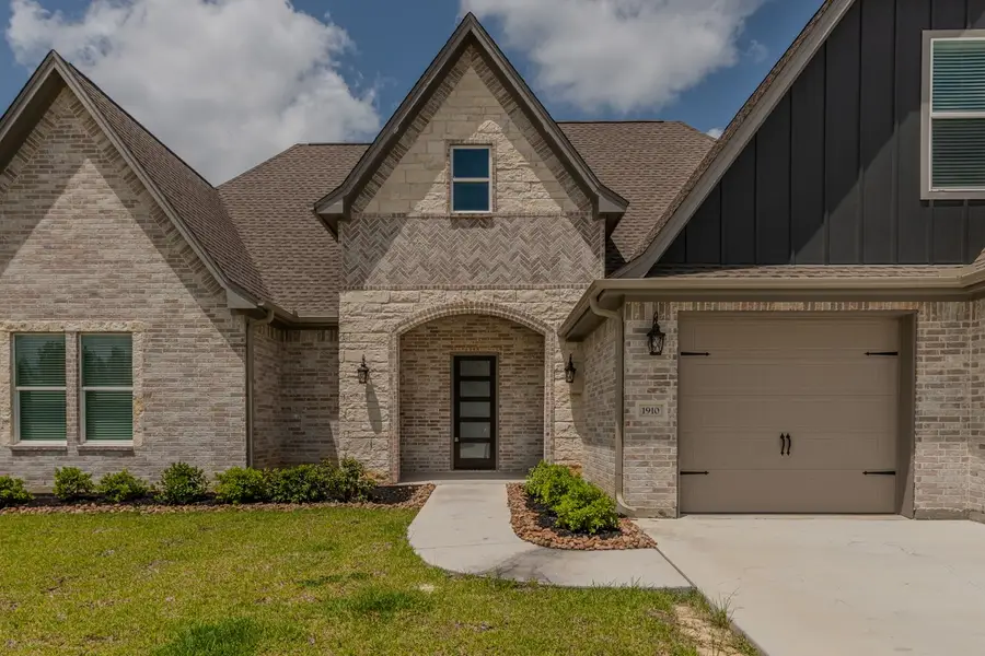 1910 Brenner Boulevard, Lumberton, TX 77657 - #2