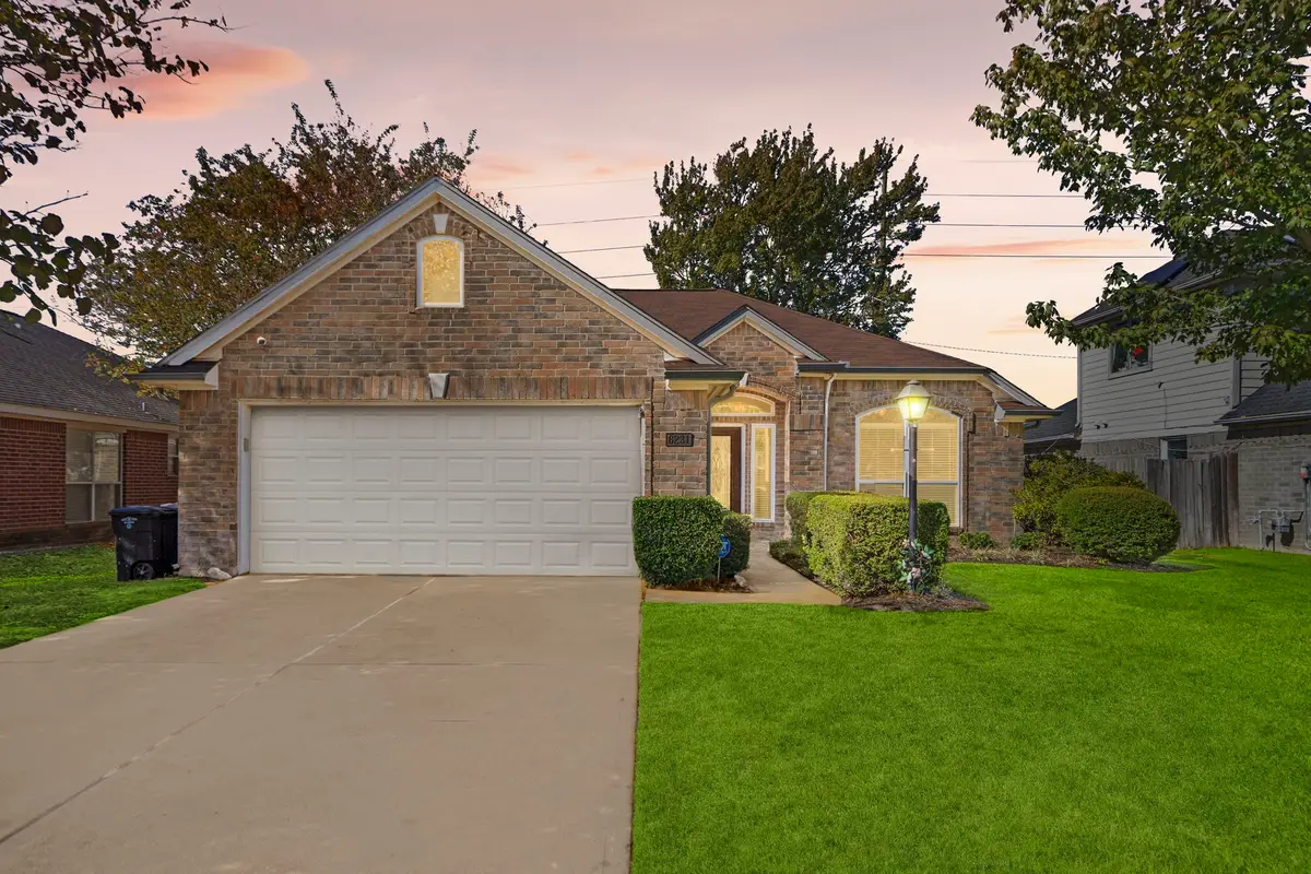 6231 Pleasant Stream Drive, Katy, TX 77449 - Image #1