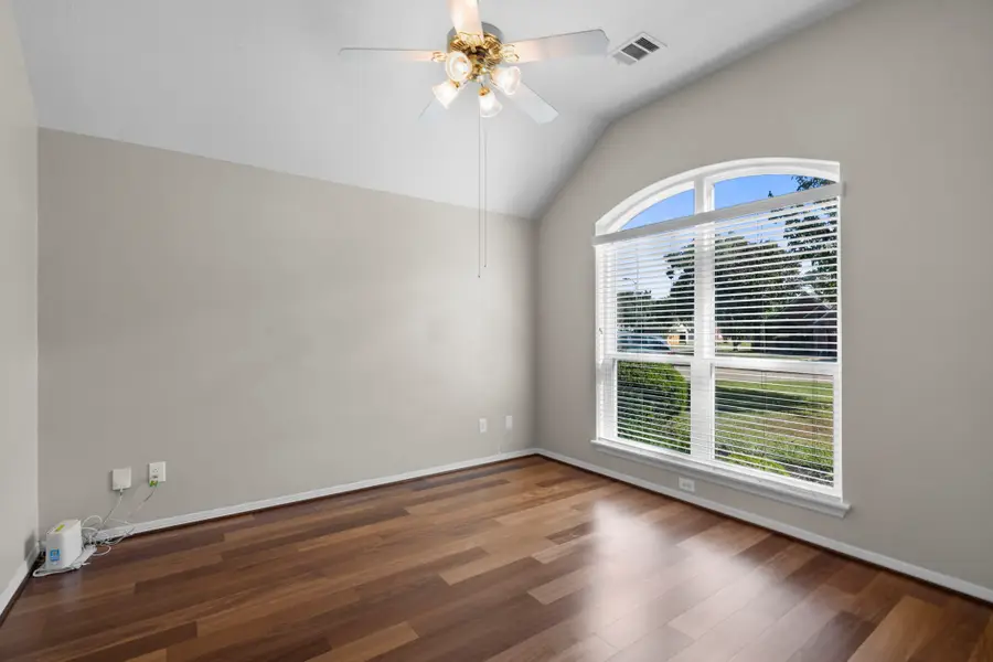 6231 Pleasant Stream Drive, Katy, TX 77449 - Image #3