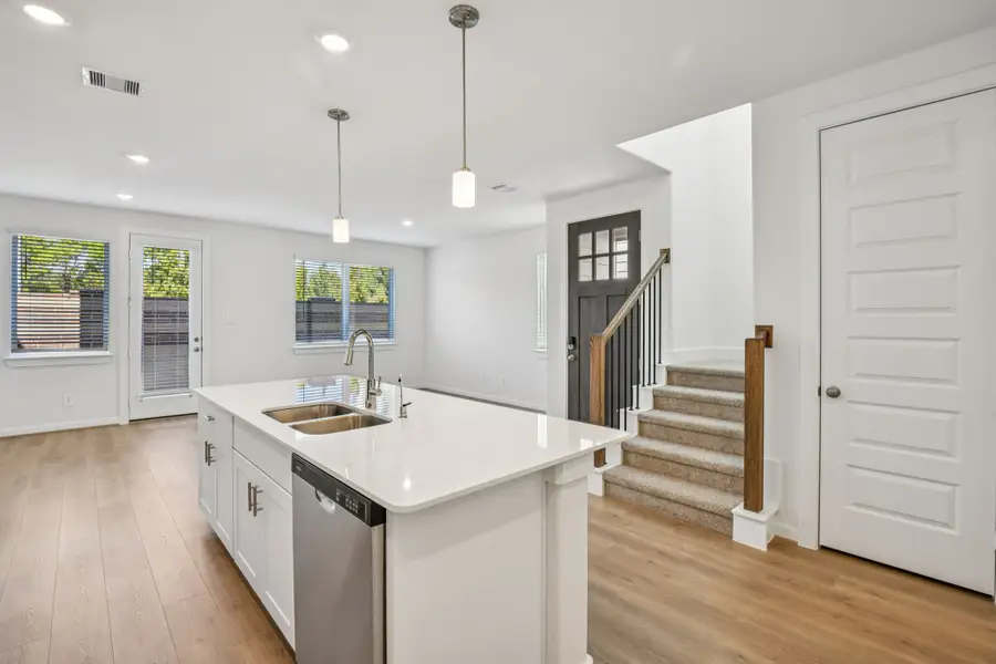 3125 Quiet Sunset Drive, Houston, TX 77080 - Image #2