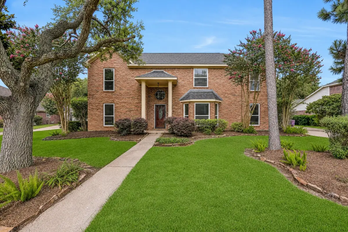 513 Meadow Bend Drive, Friendswood, TX 77546 - #1