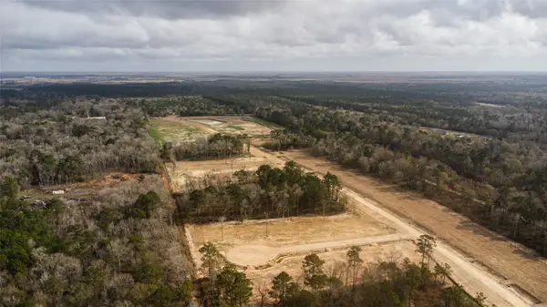 6881 Highway 61, Hankamer, TX 77560