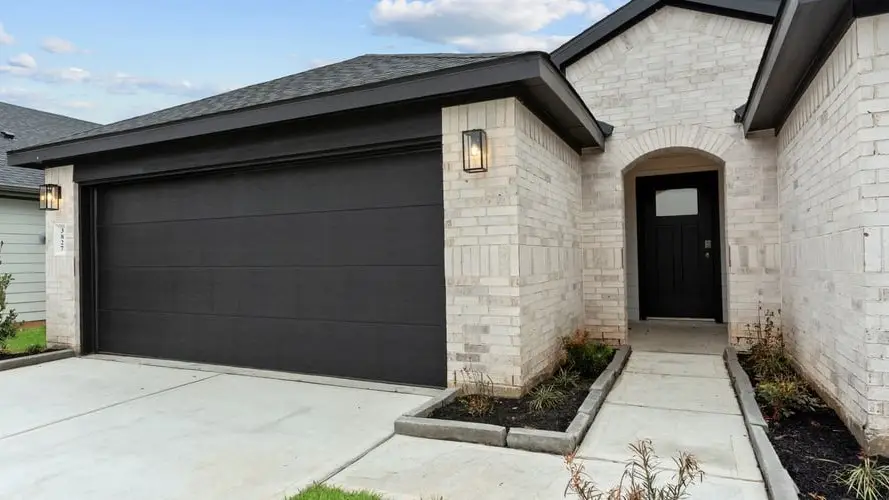 3723 Brighton Mill Court, Fulshear, TX 77441 - Image #2