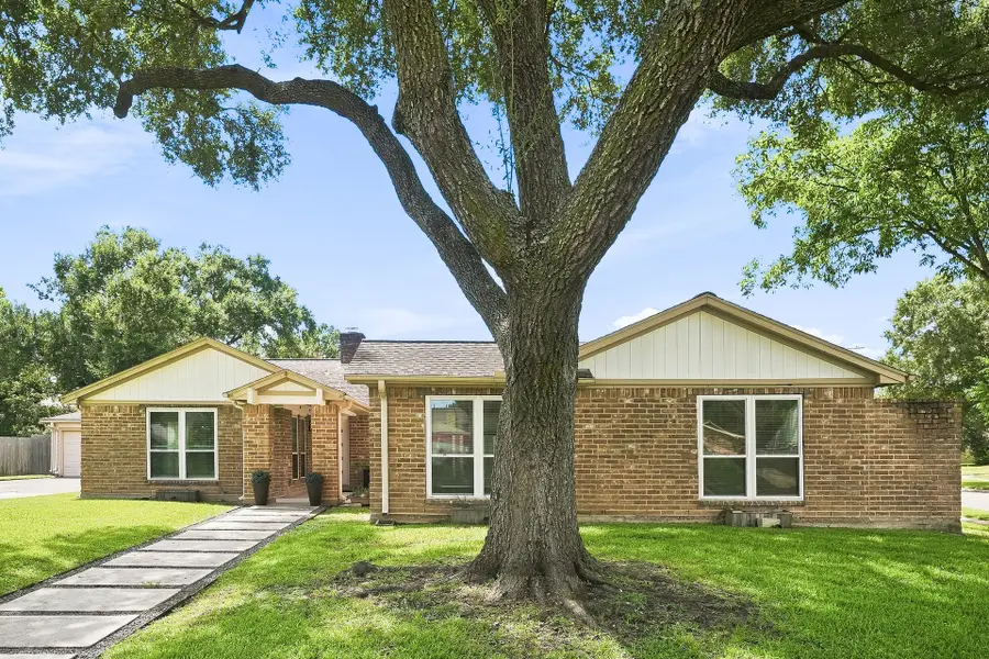 1135 Trowbridge Drive, Houston, TX 77062 - #2