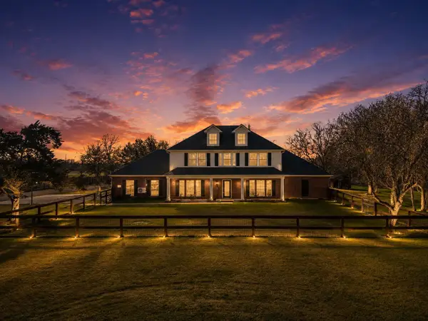 2730 Lawrence Road, Kemah, TX 77565