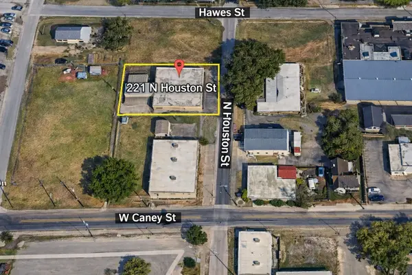 217 N Houston, Wharton, TX 77488