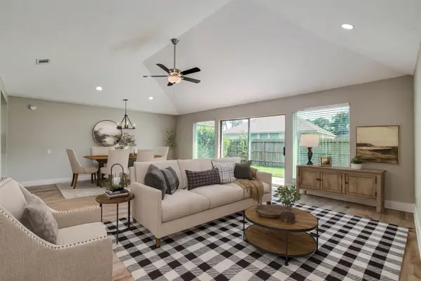 15903 Castaway Court, Crosby, TX 77532