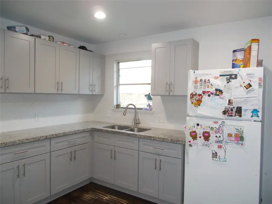 815 W Rittenhouse Road, Houston, TX 77091 - #2