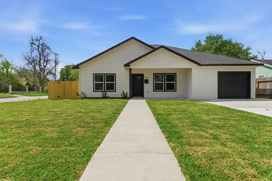 7040 Kinney Street, Houston, TX 77087 - #2