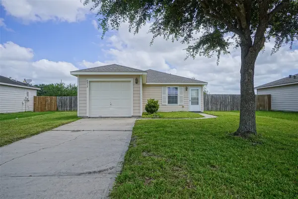 6815 Rambling Brook Lane, Richmond, TX 77469