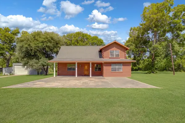 319 Oakland Street, Baytown, TX 77520