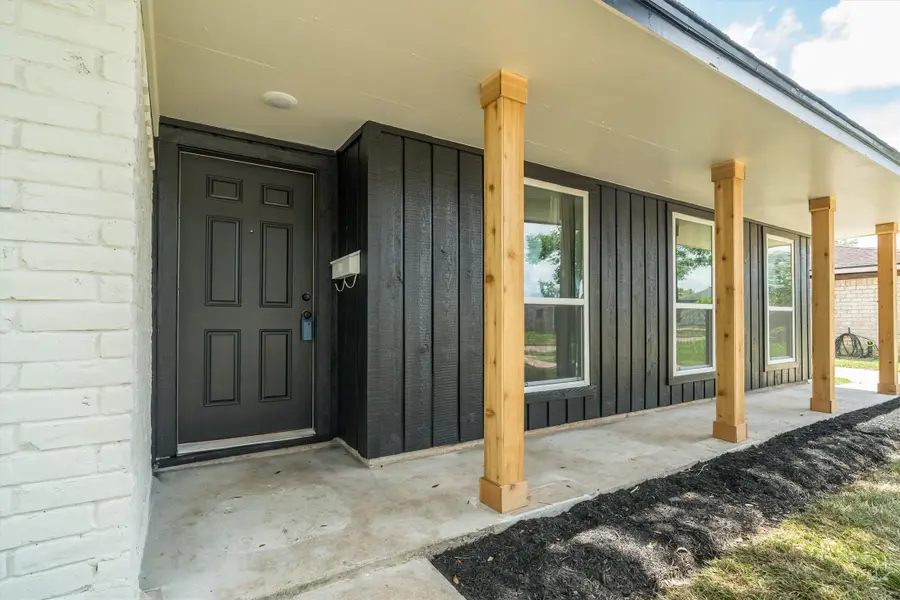 11239 Sagecanyon Drive, Houston, TX 77089 - Image #2