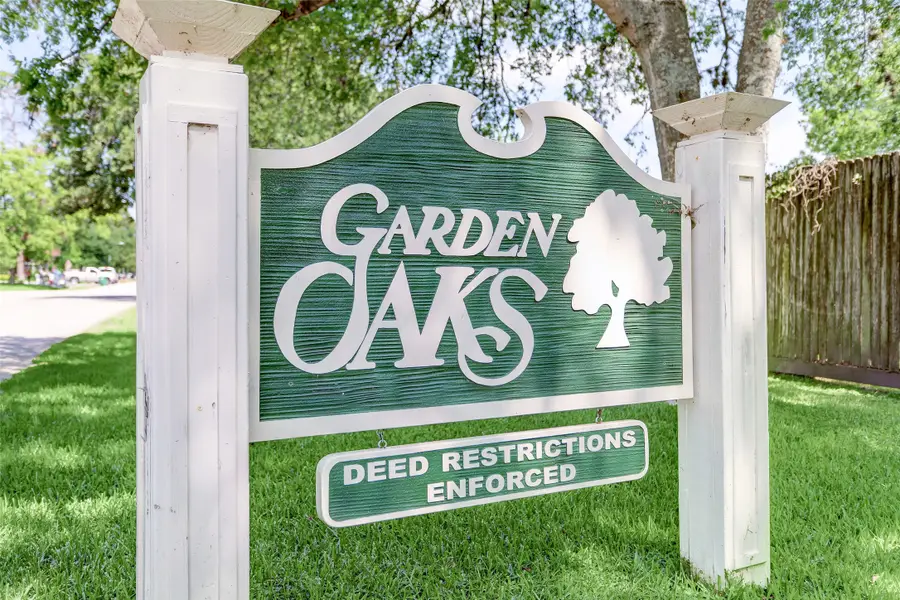 1010 W 42nd Street, Houston, TX 77018 - #2