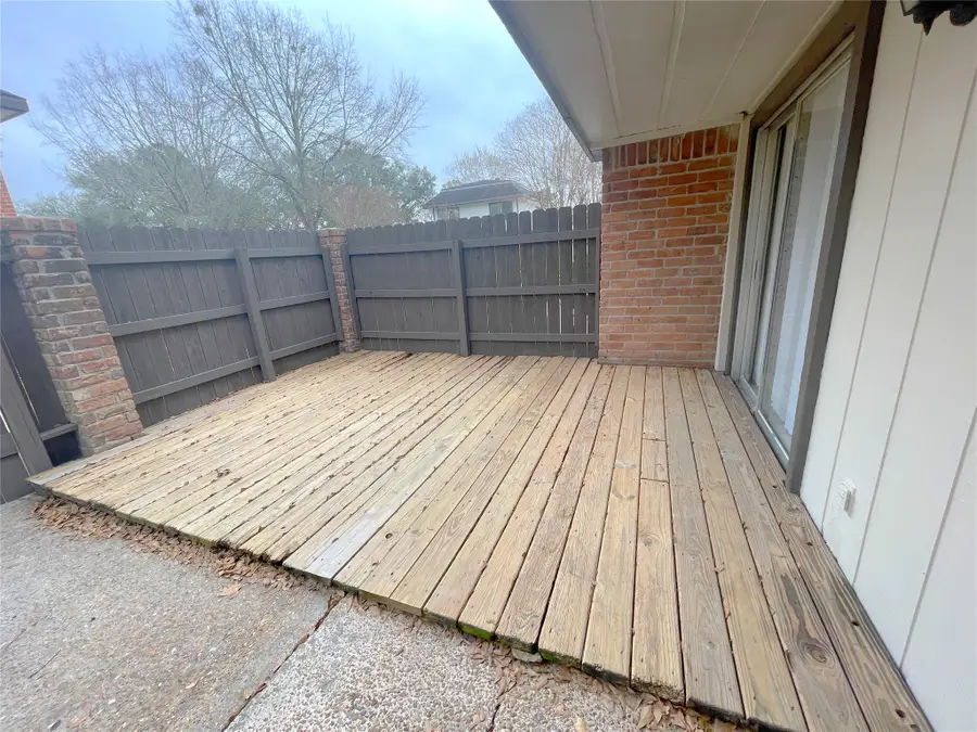 12023 Greenwood Forest Drive #B, Houston, TX 77066 - Image #3