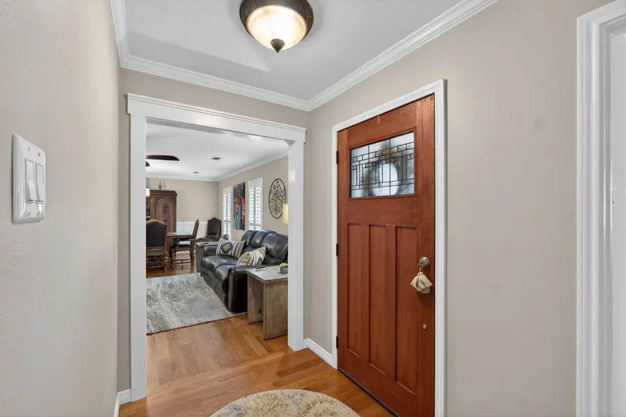 310 Pinemont Drive, Sour Lake, TX 77659 - Image #3