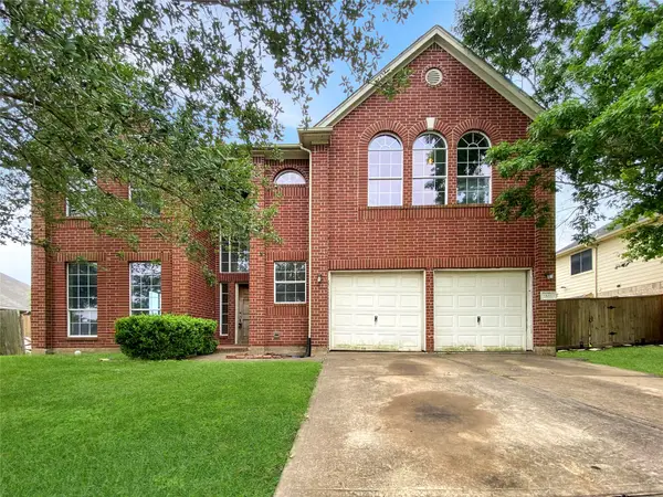 1815 Teal Run Place Drive, Fresno, TX 77545