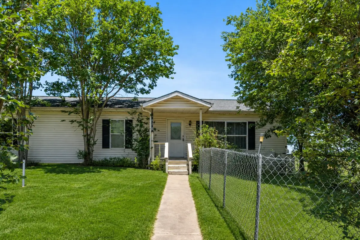 1026 Beach Vw, Seven Points, TX 75143 - #1