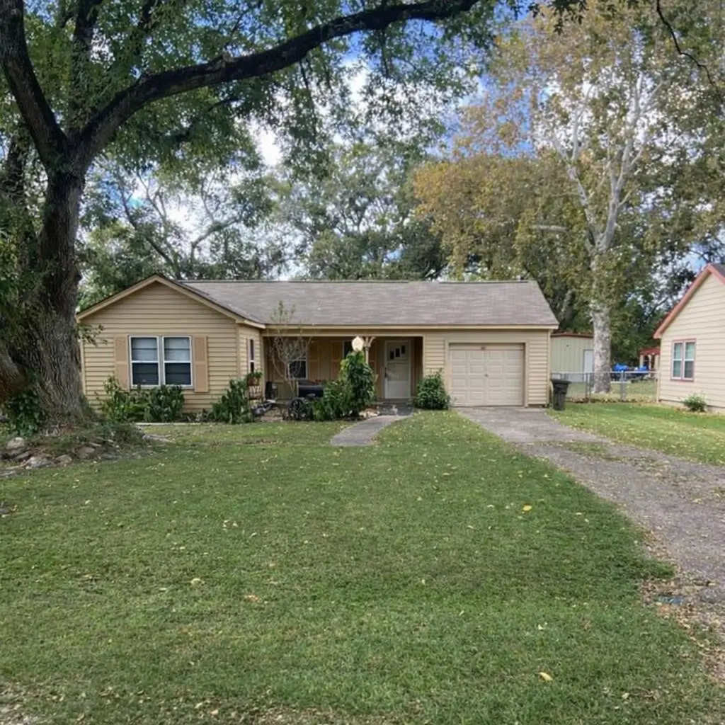1706 Katy Avenue, Bay City, TX 77414 - #1