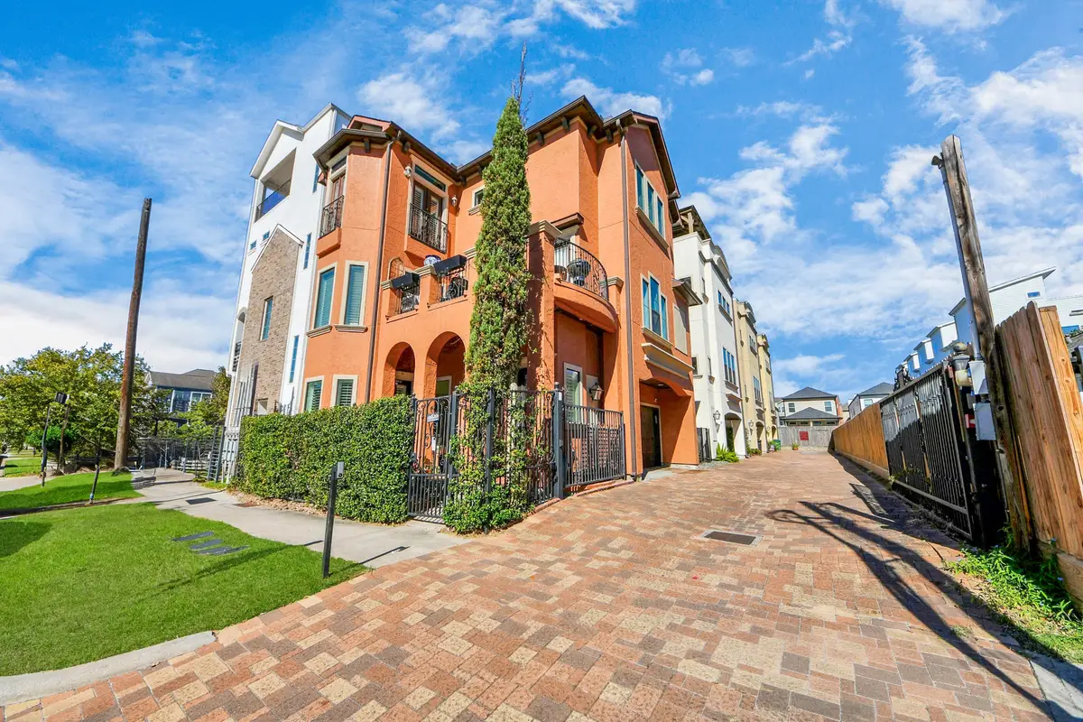 1141 W 23rd St #A, Houston, TX 77008 - #1