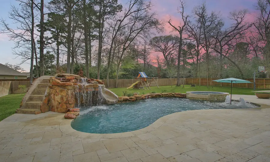 307 Council Oak Court, Magnolia, TX 77354 - #2