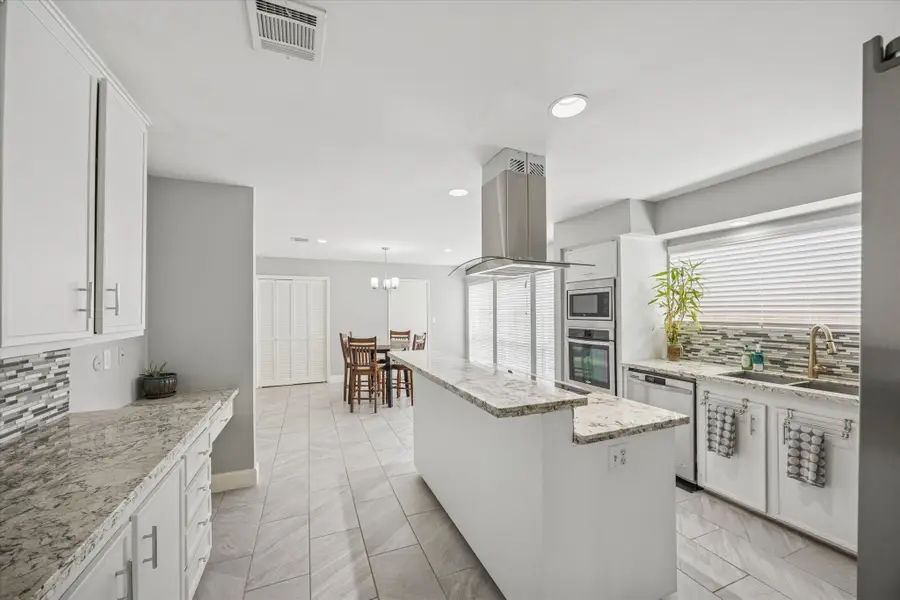 11947 Briar Forest Drive, Houston, TX 77077 - Image #3