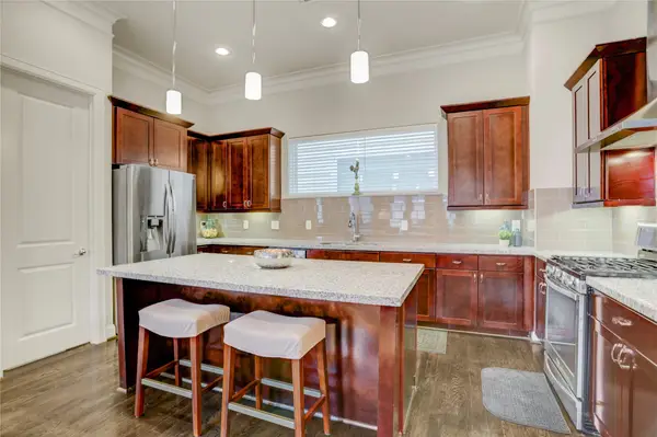 5637 Kiam Street #D, Houston, TX 77007