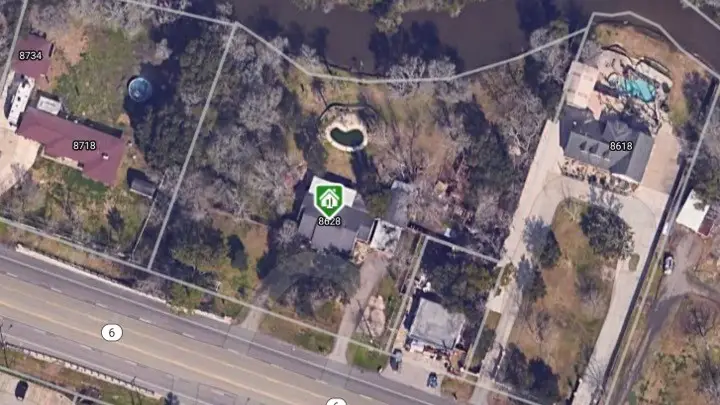 8628 Highway 6, Hitchcock, TX 77563 - #1