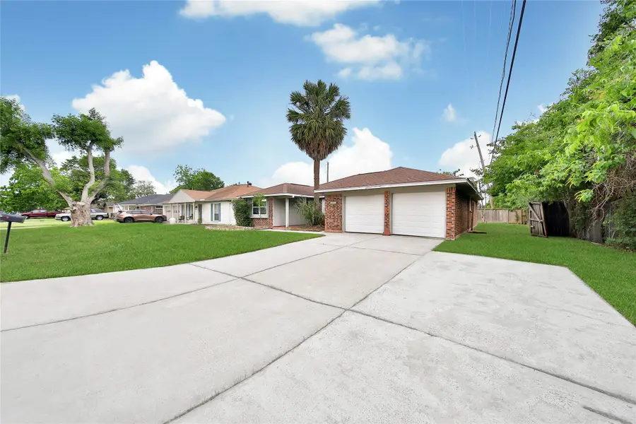 3915 Sailfish Lane, La Porte, TX 77571 - #3