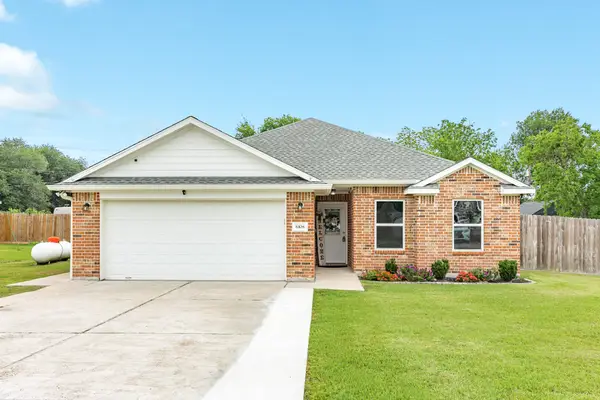 6108 Fox Ridge Drive, Angleton, TX 77515
