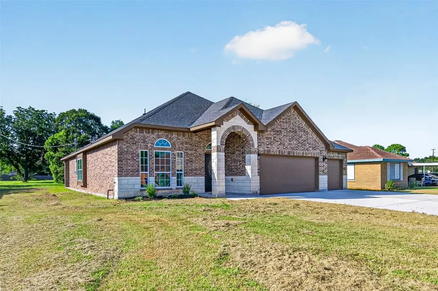 710 Hackberry Street, La Marque, TX 77568 - #3