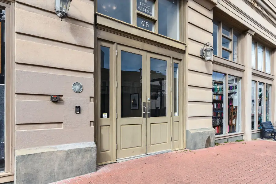 415 Kempner Street #3D, Galveston, TX 77550 - #2