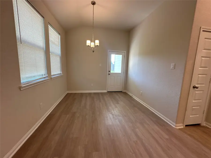 122 Tejas Village Parkway, Beasley, TX 77417 - Image #3