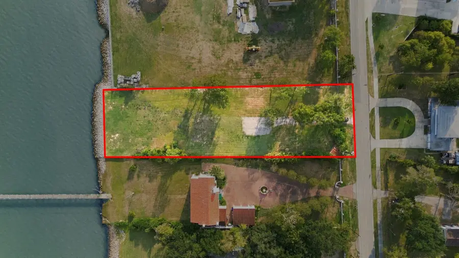 503 Bayridge Road, La Porte, TX 77571 - #2