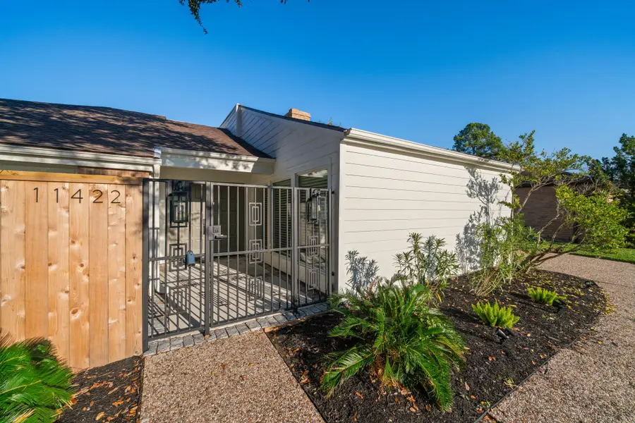 11422 Lakeside Place Drive, Houston, TX 77077 - Image #2