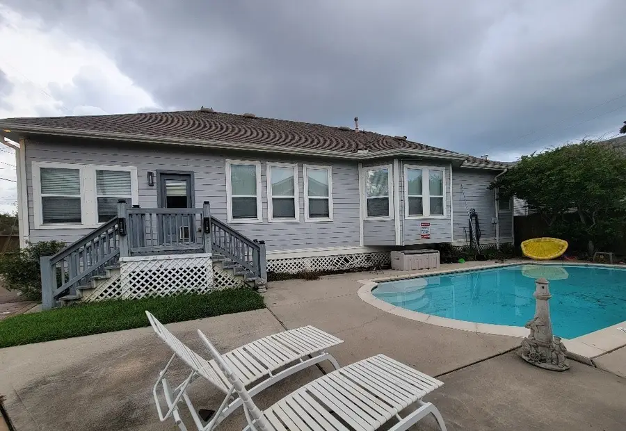 2519 46th Street, Galveston, TX 77551 - Image #2