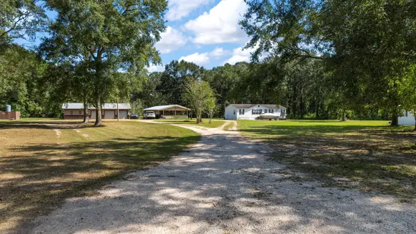 465 County Road 3181, Cleveland, TX 77327