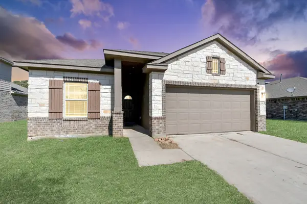 330 Kickapoo Drive, Anahuac, TX 77514